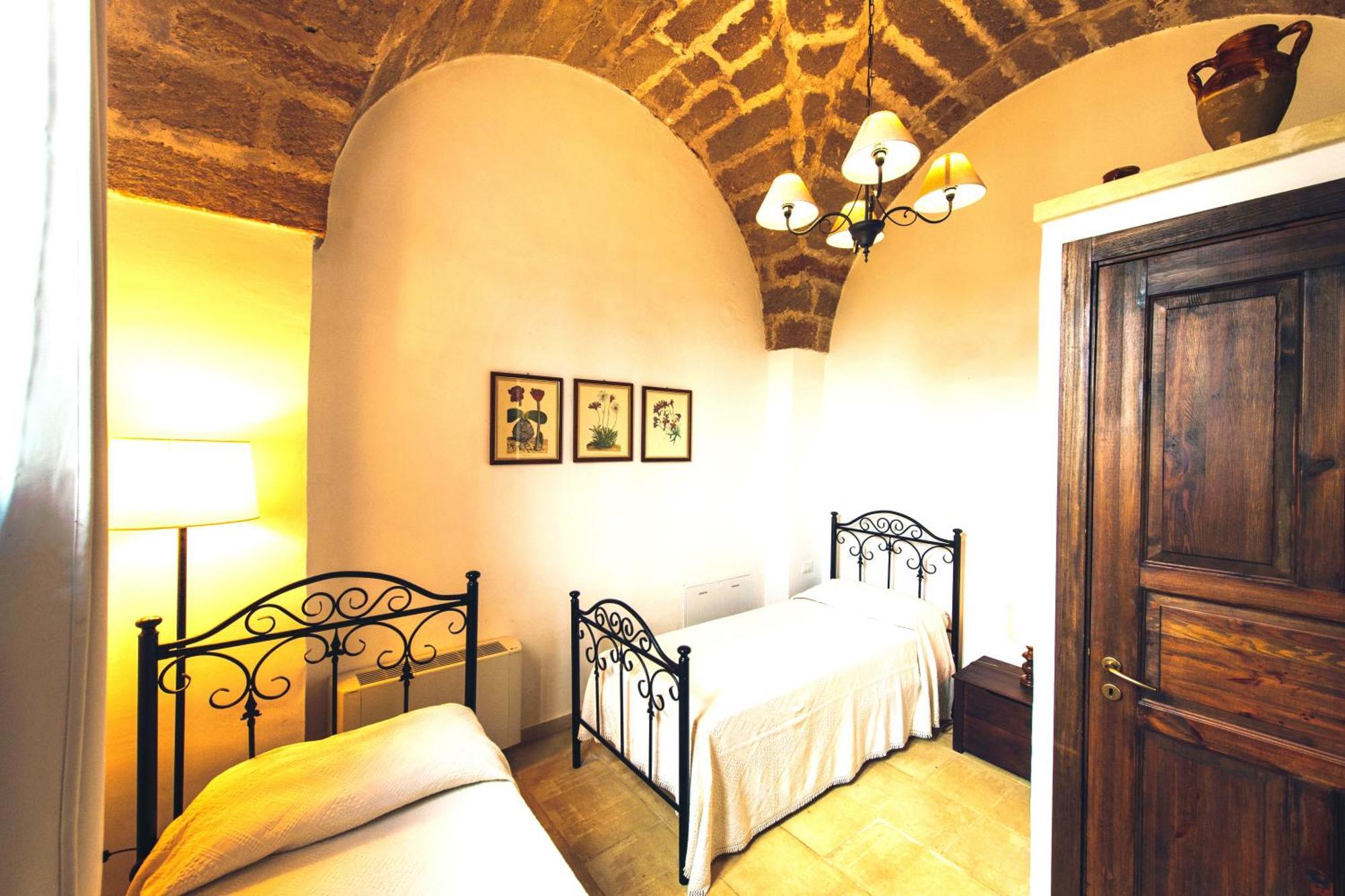 Tenuta Afra Squinzano Exterior foto