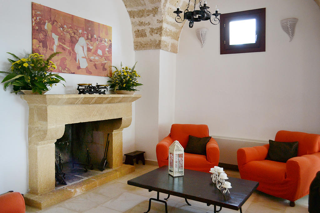 Tenuta Afra Squinzano Exterior foto